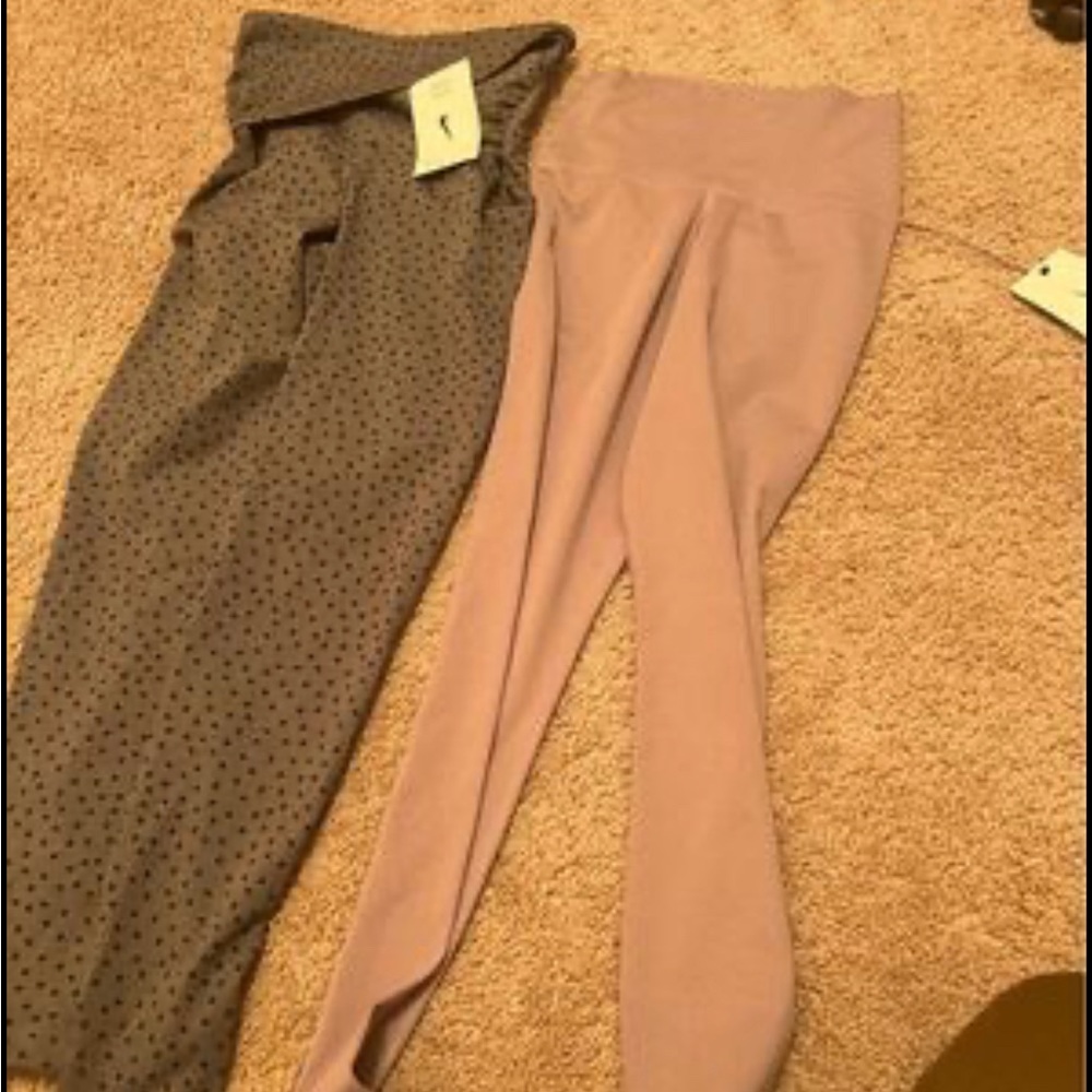 Brand new Nike yoga leggings